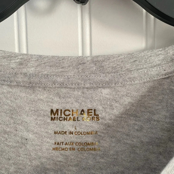 Michael Kors Women’s Heather Gray MK Circle Logo Tee T-Shirt Short Sleeve Top L - Picture 2 of 7